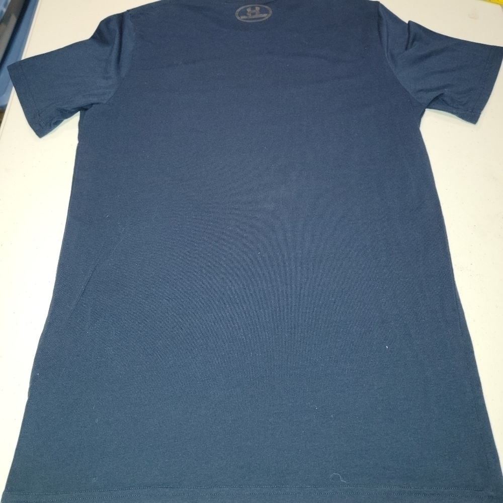 Under Armor Tee - Picture 3 of 3